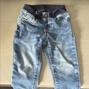 GAP Blue Jeans with Elastic Waistband and Straight-Leg Fit